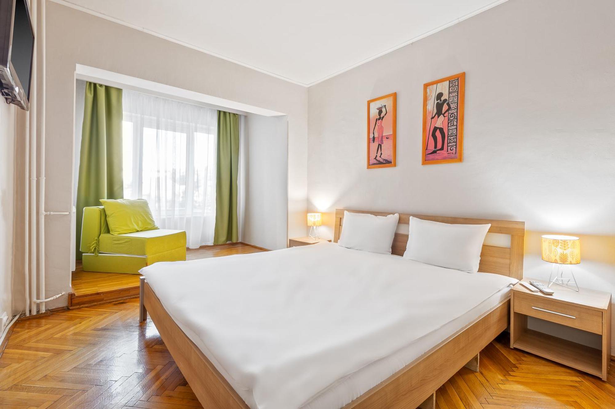 Apartament Helena Орадя Экстерьер фото
